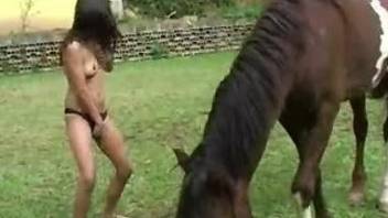 Young woman urgently needs to do it with big-cocked horse