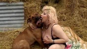 Chubby mature enjoys full dog cock in her pussy