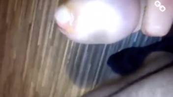 Bare dude films his solo kinky jerk-off session